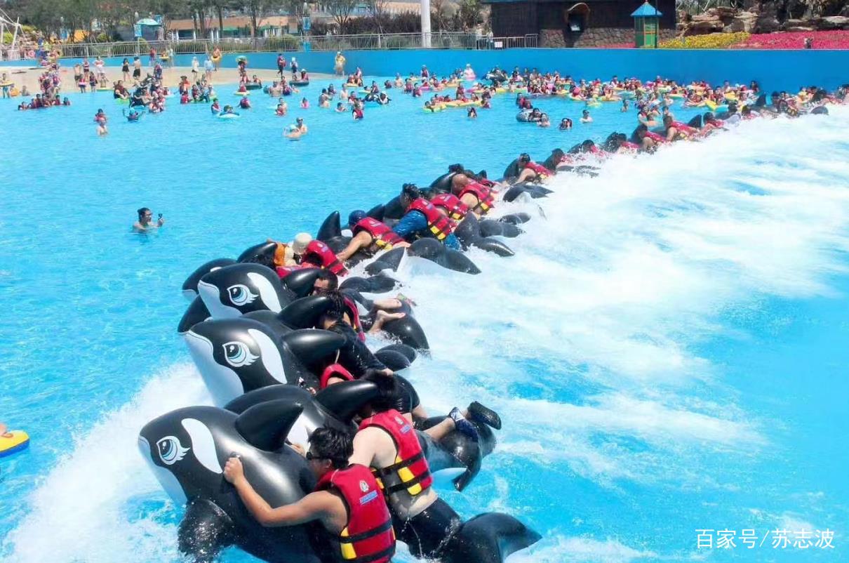 人工造浪在水上樂(lè)園設(shè)備中的重要性